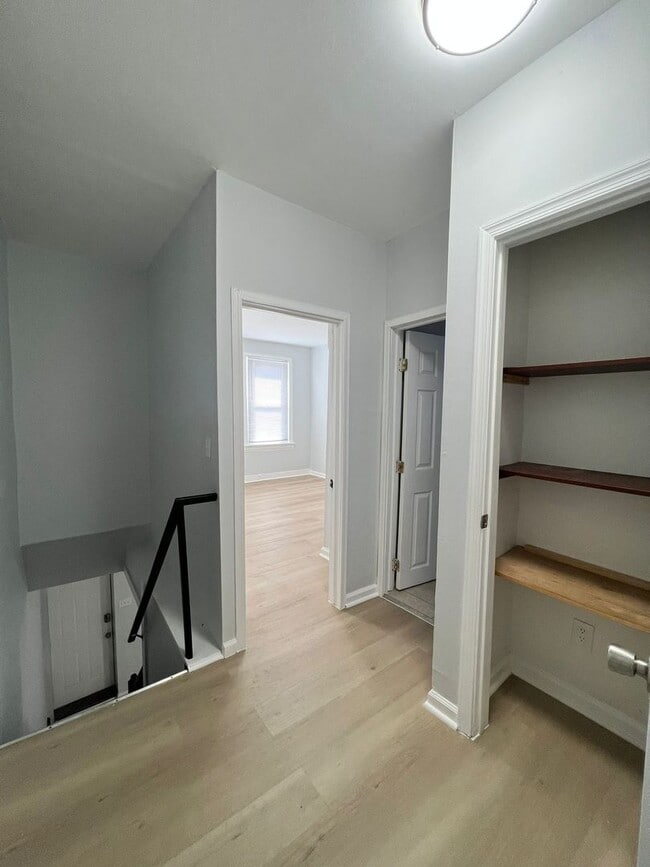 Building Photo - 2Bd/ 1Bth House!! SECTION 8 ONLY!!