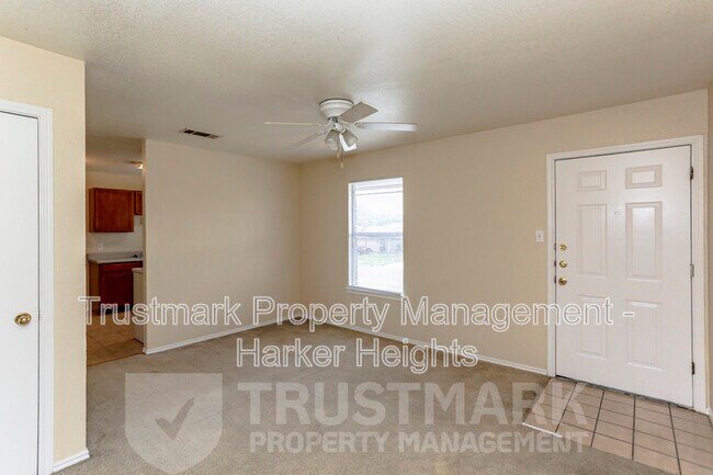 Building Photo - 1708 Windward Dr