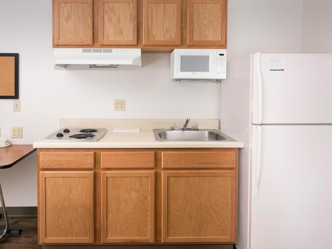 Building Photo - Furnished Studio-Las Cruces
