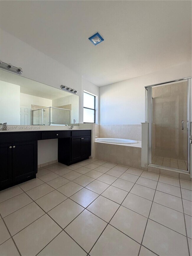 Building Photo - 25225 SW 118th Ave