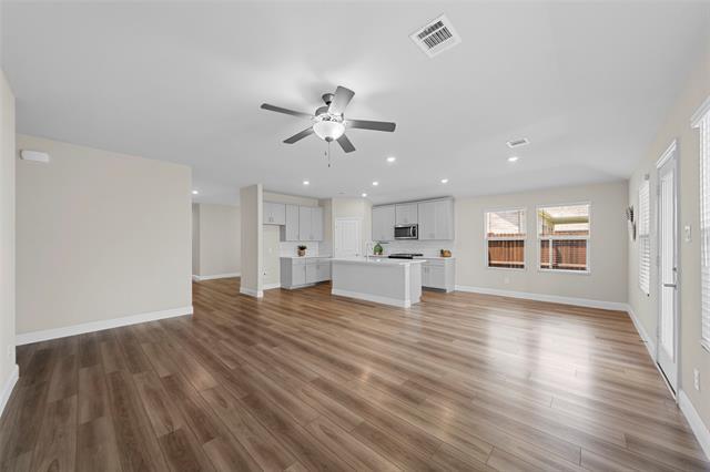 Building Photo - 5203 Bellhurst Dr