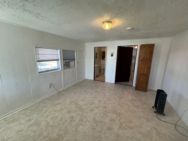 Building Photo - 1 bedroom, 1 bath