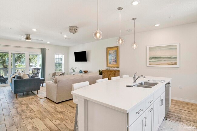 Building Photo - 14558 Salt Meadow Dr