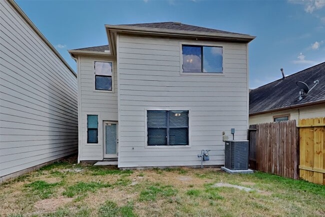 Building Photo - 29719 Buffalo Canyon Dr