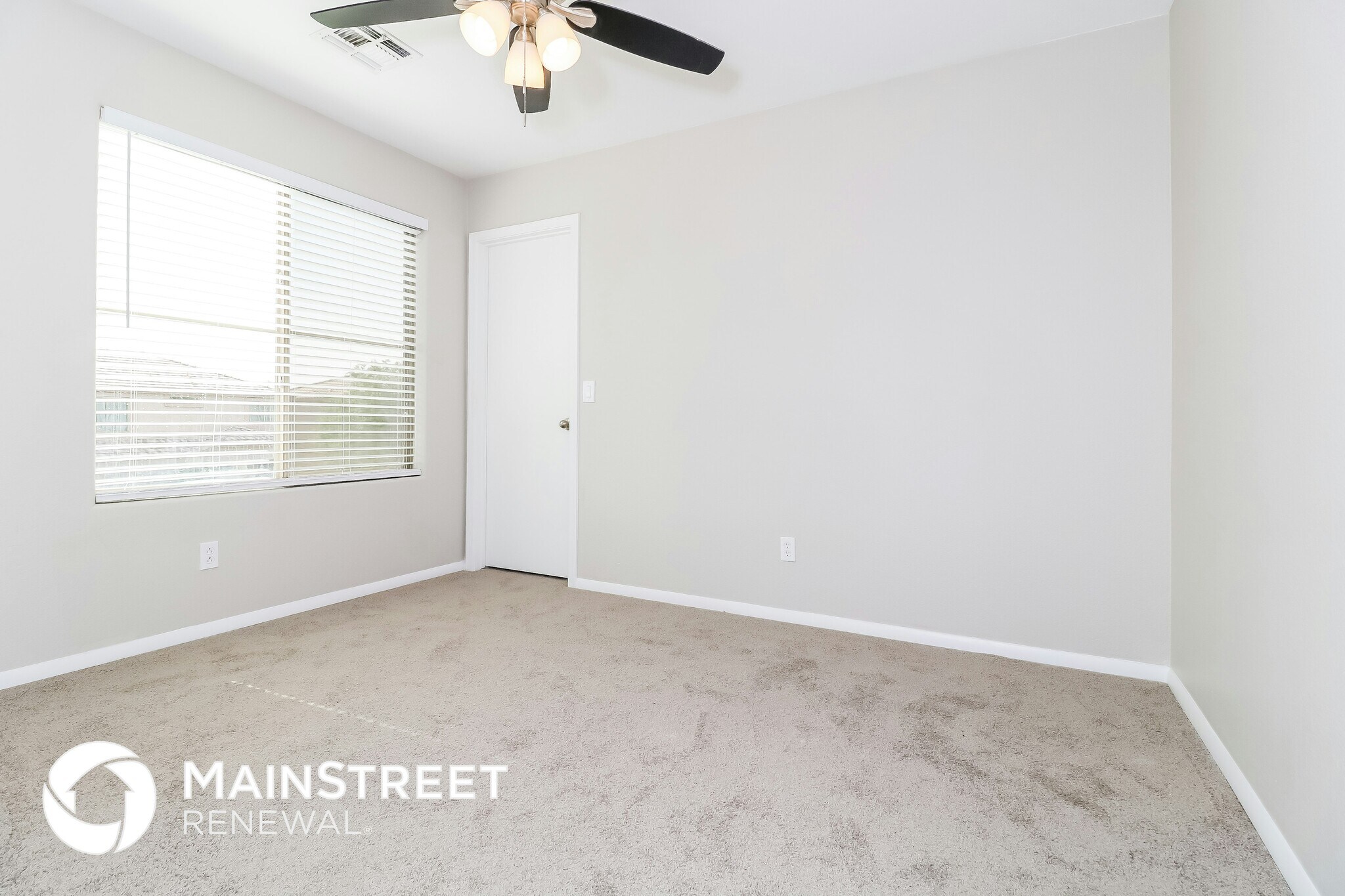 Building Photo - 2837 S 63rd Dr