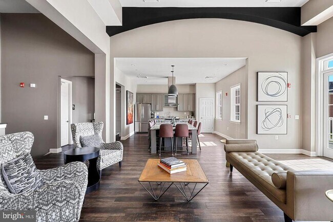 Building Photo - 7132 McHenry Mews