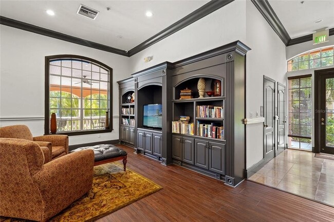 Building Photo - 4152 Central Sarasota Pkwy