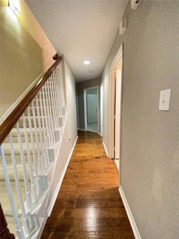 Building Photo - 9105 Tidball Dr