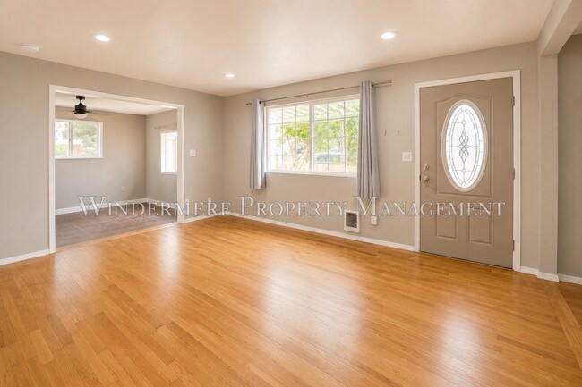 Building Photo - Three Bed Rambler on large fenced corner lot with patio