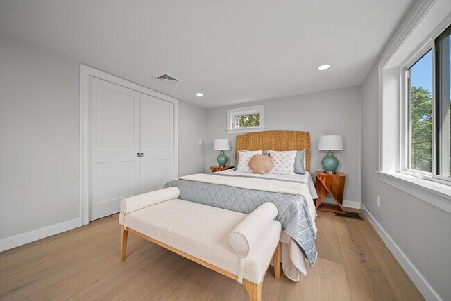 Building Photo - 58 Breezy Hill Terrace