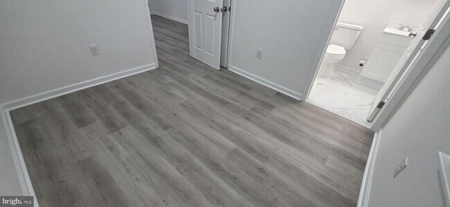 Building Photo - 2233 N 16th St