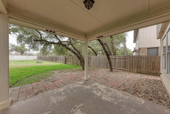 Building Photo - 709 Horizon Trail