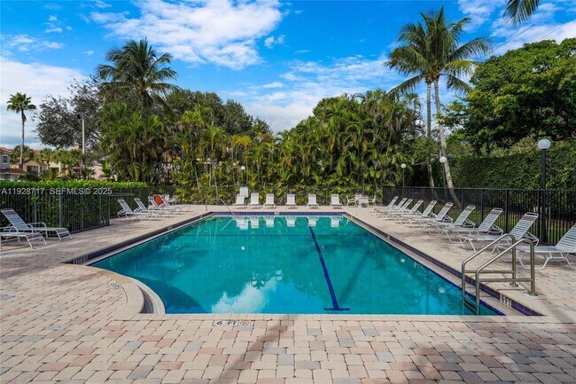 Building Photo - 1010 Belmont Pl