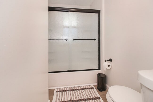 Building Photo - 3 bedroom 3 bathroom Single Family Home