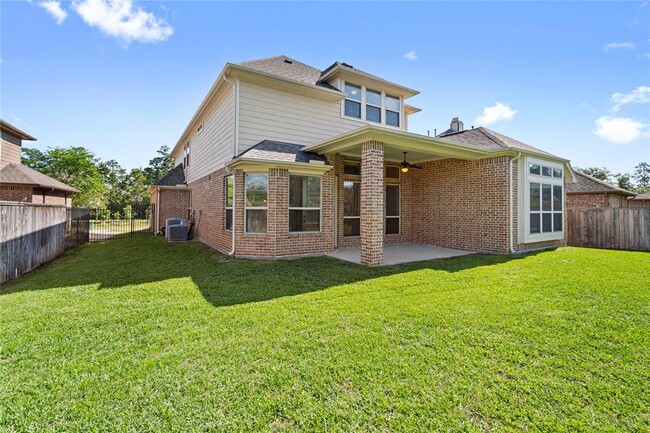 Building Photo - 27 S Greenprint Cir