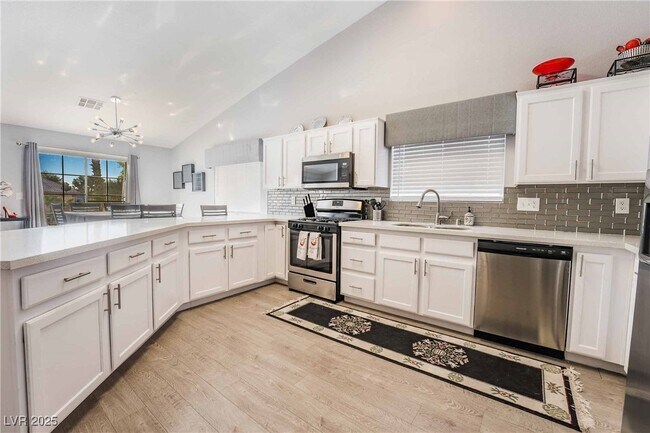 Building Photo - 5516 Honey Mesquite Ln
