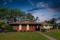 Building Photo - 1624 Sheffield Dr