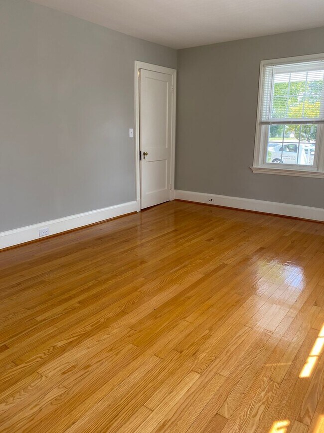 Building Photo - Charming 1935 Historic Home with Modern Upgrades – 3 Bed, 1.5 Bath – Downtown Aberdeen, MD