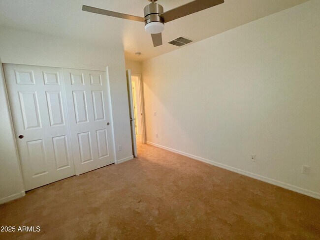 Building Photo - 3979 E Melinda Dr