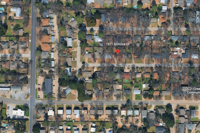 Building Photo - 1911 Mimosa Dr