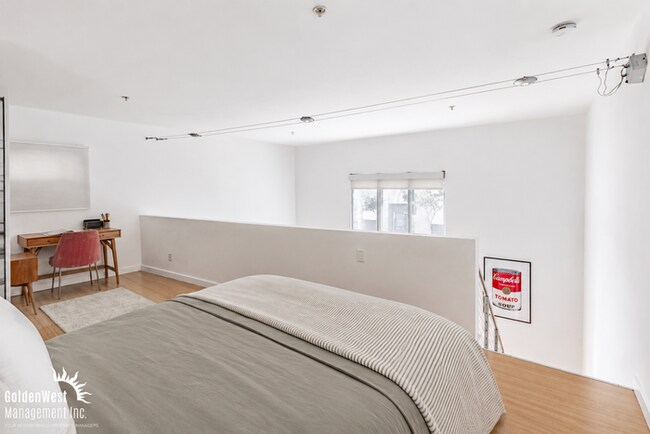 Building Photo - Modern 1Bdm 1Ba Unfurnished Loft-Style Home with Open Concept Living!