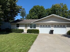 Building Photo - 2688 Lavender Ln