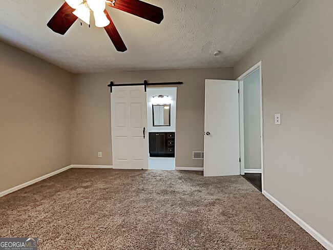 Building Photo - 947 Shiloh Ridge Run NW