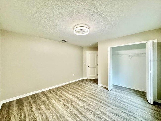 Building Photo - 12534 Chenwood Ave