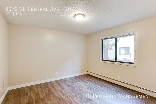 Building Photo - Available 6/22/2024