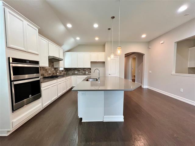 Building Photo - 3620 Venetian Ct