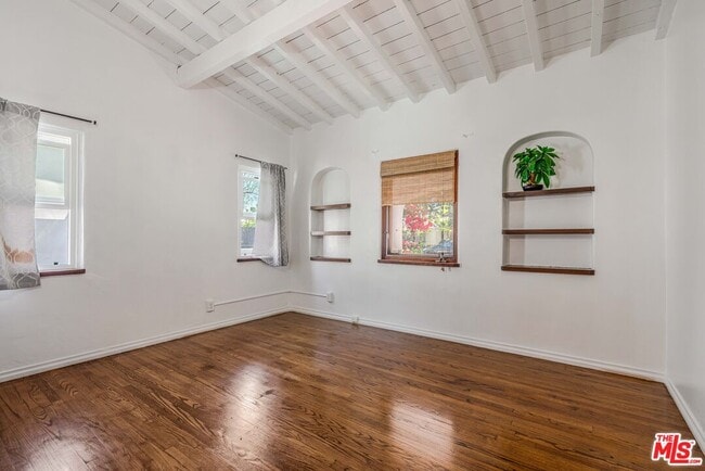 Building Photo - 12255 Addison St