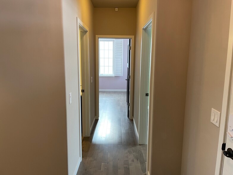 Building Photo - 2622 Mica Rd