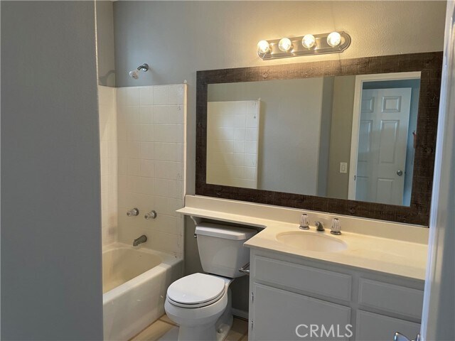 Building Photo - 178 Matisse Cir