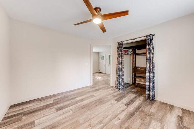 Building Photo - Updated Georgetown Home on 5 Acres with Huge Deck!