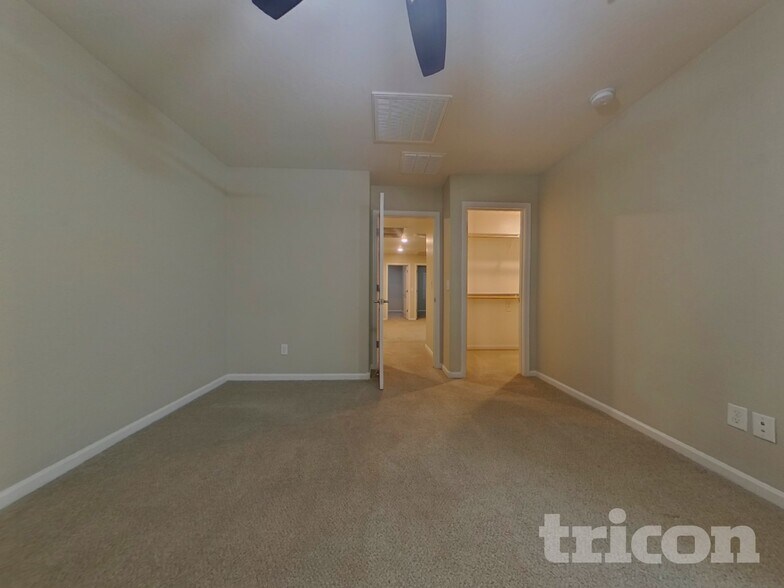 Building Photo - 12578 W Steed Ridge