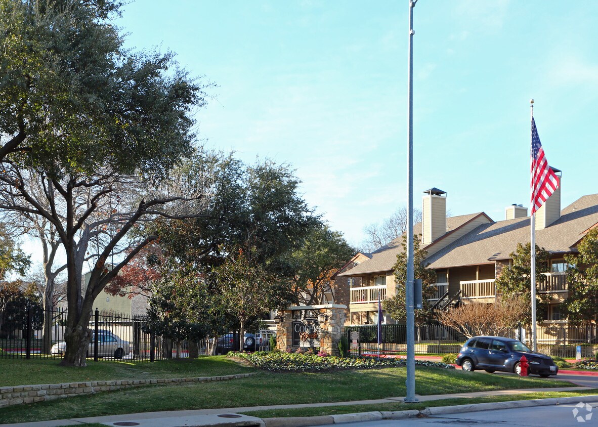 Coffee Creek Apartment Homes Fort Worth