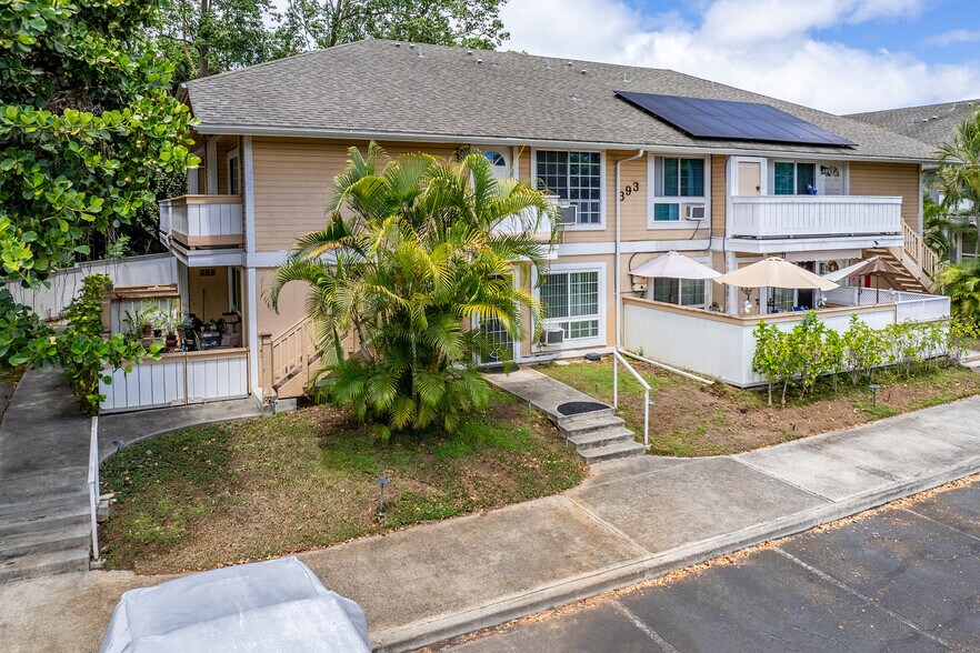 Building Photo - 393 Mananai Pl
