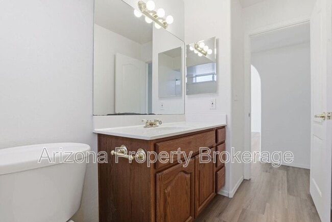 Building Photo - 2325 W Stottler Dr