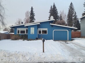 Building Photo - Jewel Lake Ranch