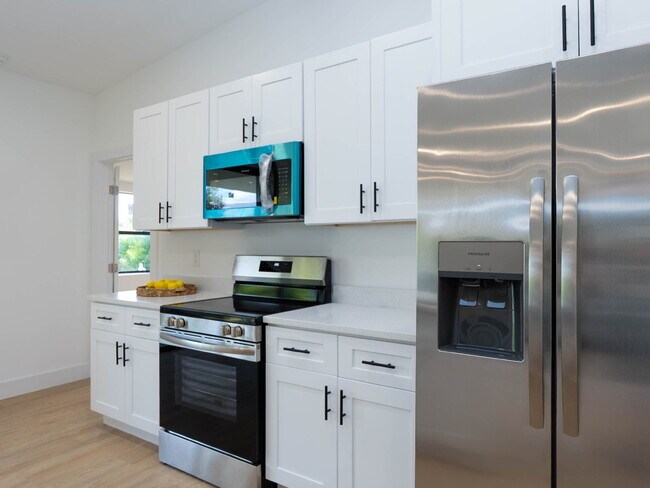 Building Photo - Brand New Construction 3/2  Canal Front Home for Rent in North Port