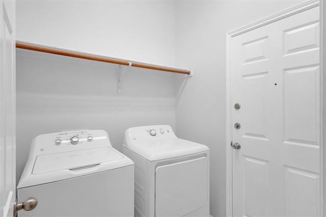 Building Photo - 10428 Bradshaw Dr