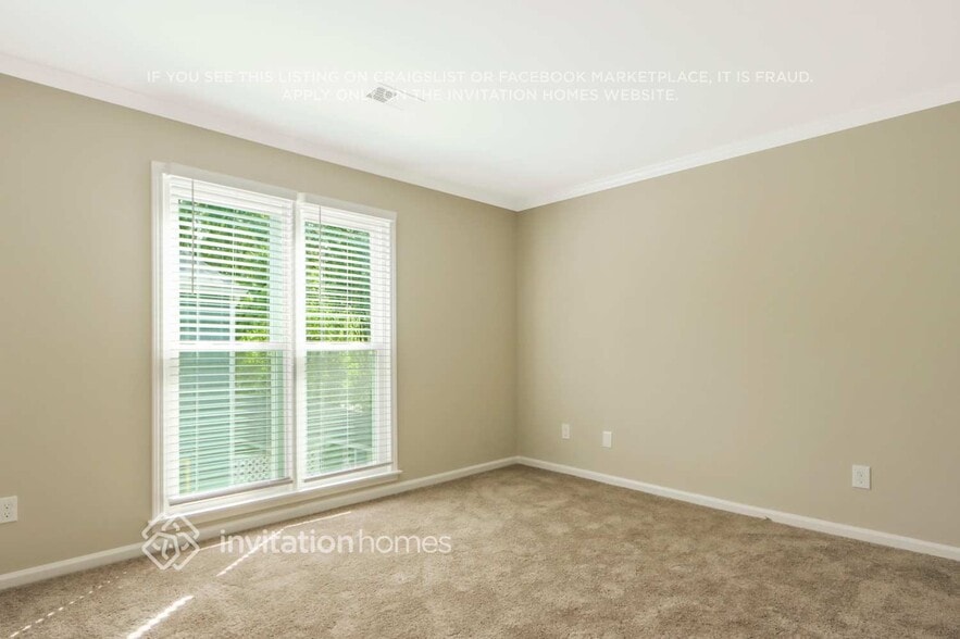 Building Photo - 1358 Briers Dr