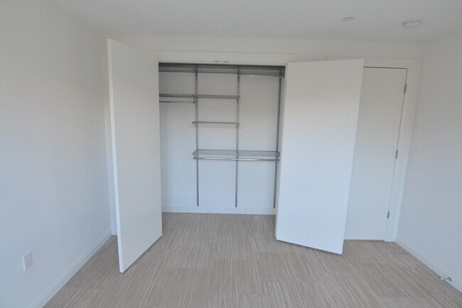 Building Photo - 1282 Boylston St