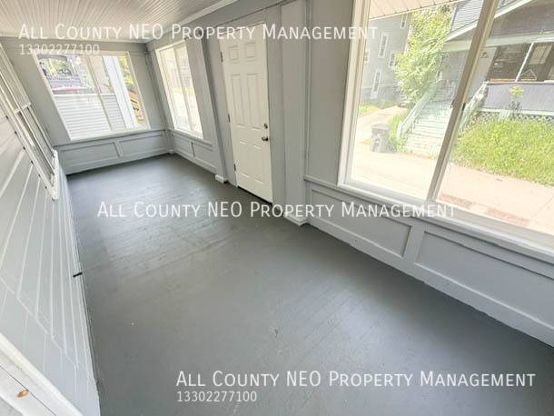 Building Photo - 73 Belvidere Way