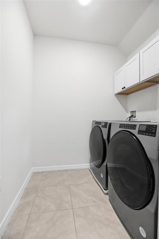 Building Photo - 531 Lazio Cir