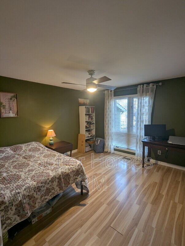 Building Photo - 5513 Kaplan Dr