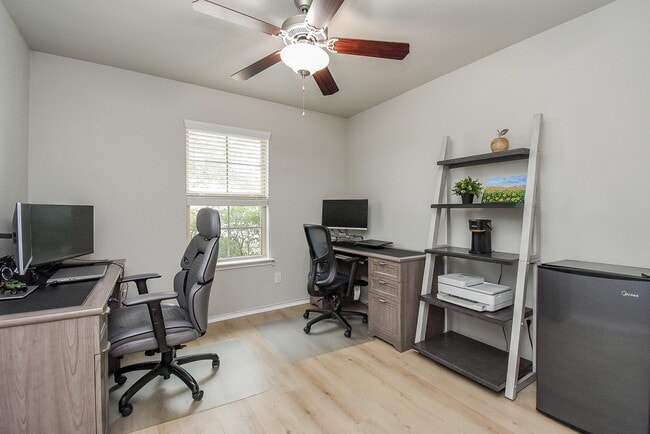 Building Photo - 23819 Naples Shore Dr