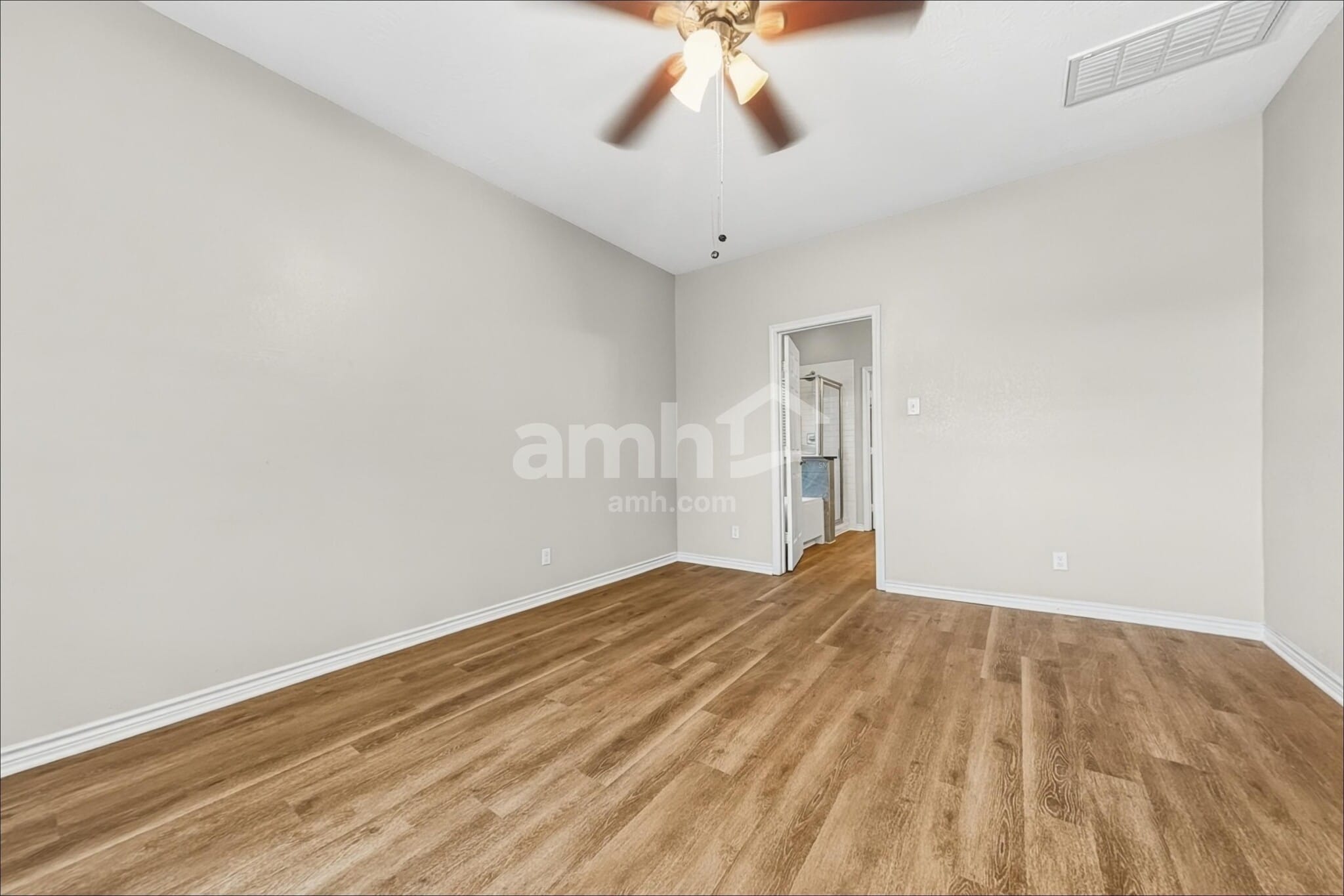 Building Photo - 10719 Woodwind Shadows Dr