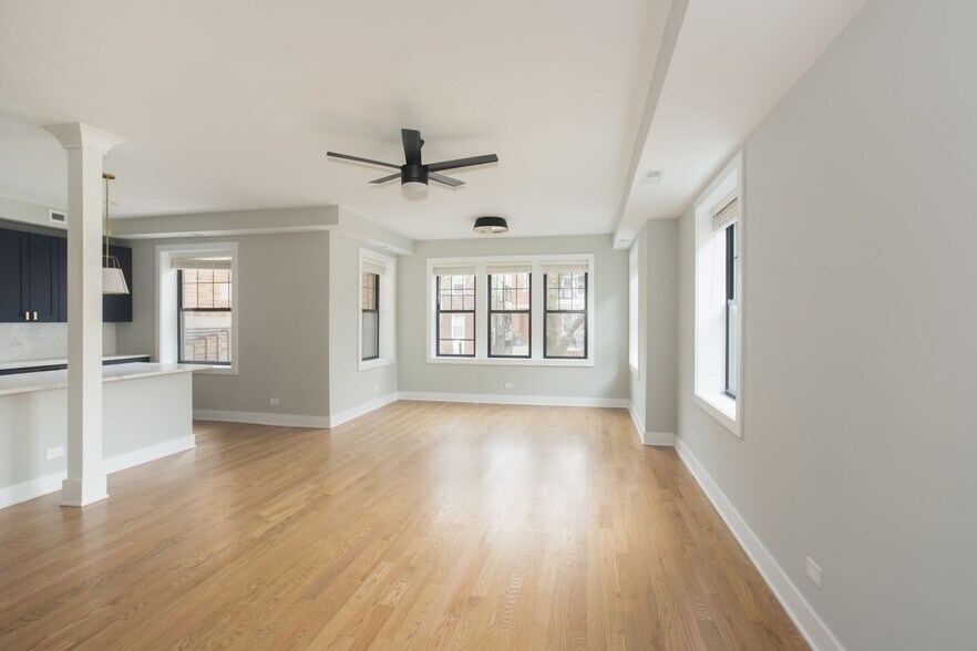 Building Photo - 4411 N Seeley Ave