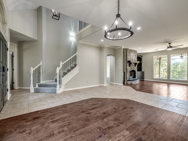 Building Photo - 8900 Belcaro Dr